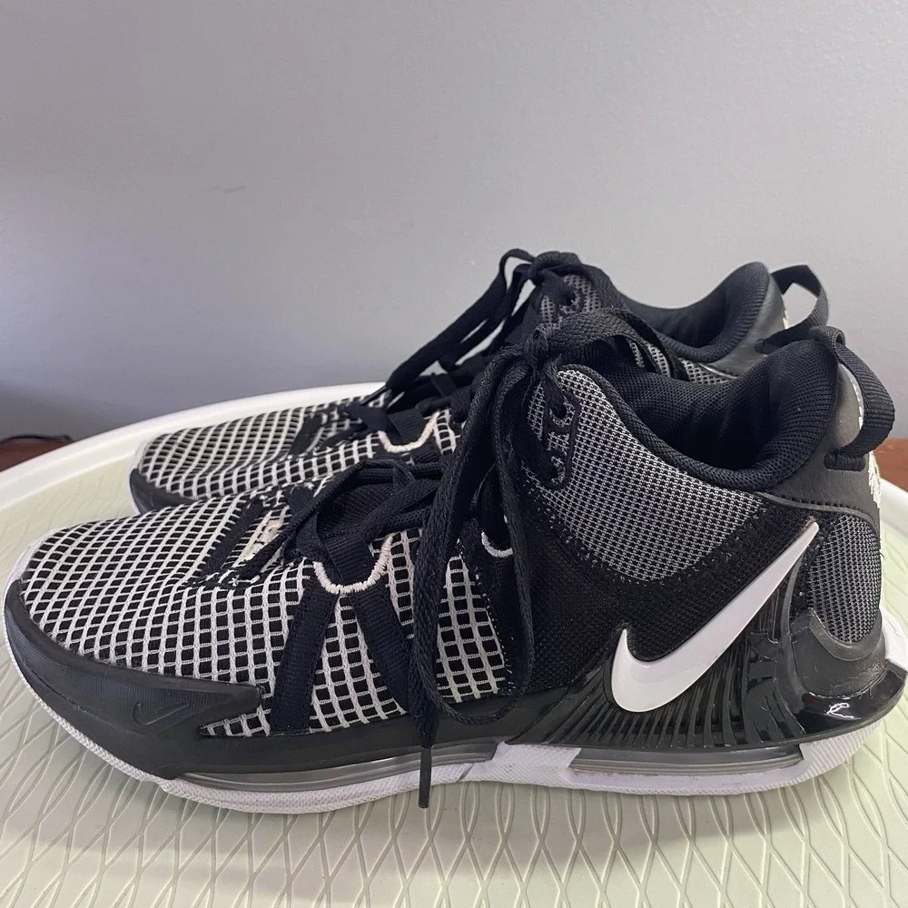 Nike LeBron Performance Basketball Witness VII Black Shoes Sneakers Men's‎ Sz.7
